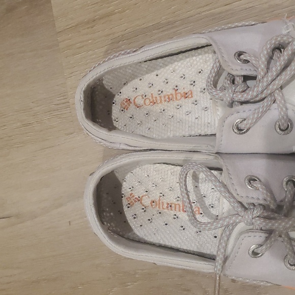 Columbia Women's Canvas Boat Shoes. Size 6. Pre-owned. - Picture 7 of 8
